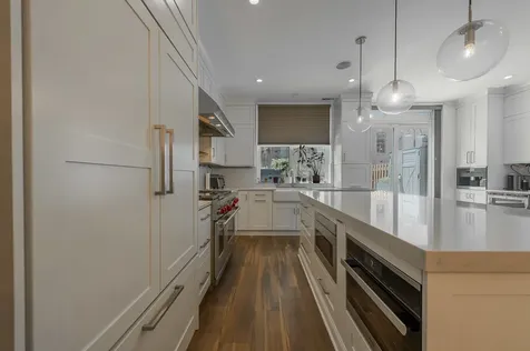419 West Grand Avenue Chicago IL 60654