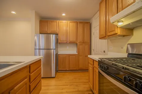 7648 North Greenview Avenue Chicago IL 60626