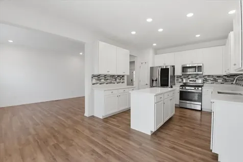 2050 Pembridge Lane Joliet IL 60431