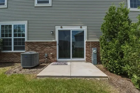 2050 Pembridge Lane Joliet IL 60431