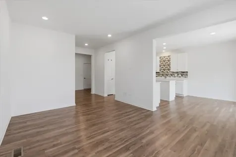 2050 Pembridge Lane Joliet IL 60431