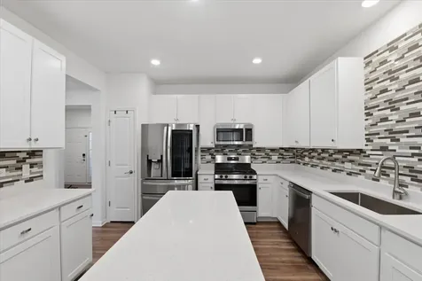 2050 Pembridge Lane Joliet IL 60431