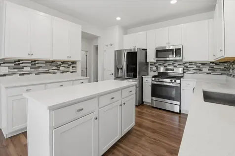 2050 Pembridge Lane Joliet IL 60431