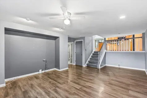 5532 129TH Street Crestwood IL 60418