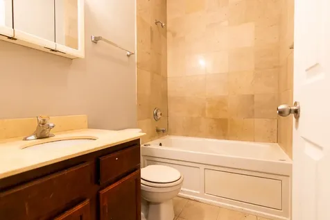 6508 North Seeley Avenue Chicago IL 60645
