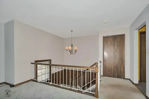 713 Oak Park Avenue Beecher IL 60401