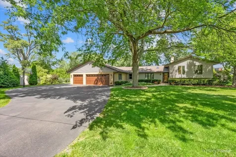152 Jacquelyn Drive Bensenville IL 60106