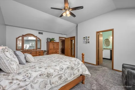 152 Jacquelyn Drive Bensenville IL 60106