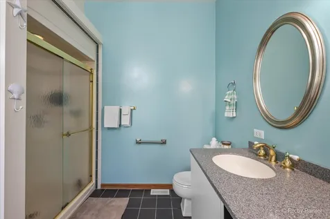 152 Jacquelyn Drive Bensenville IL 60106