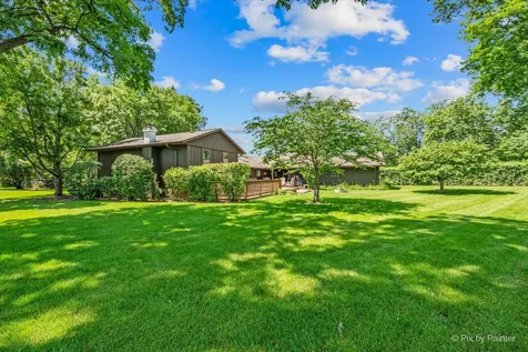 152 Jacquelyn Drive Bensenville IL 60106