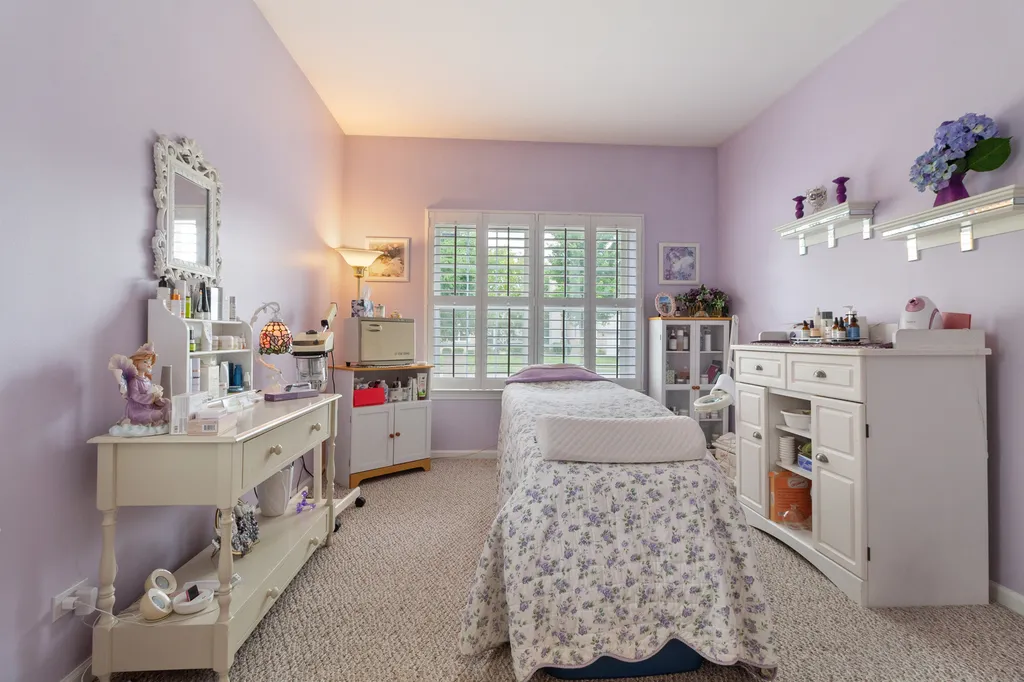 9237 Waterfall Glen Boulevard Darien IL 60561