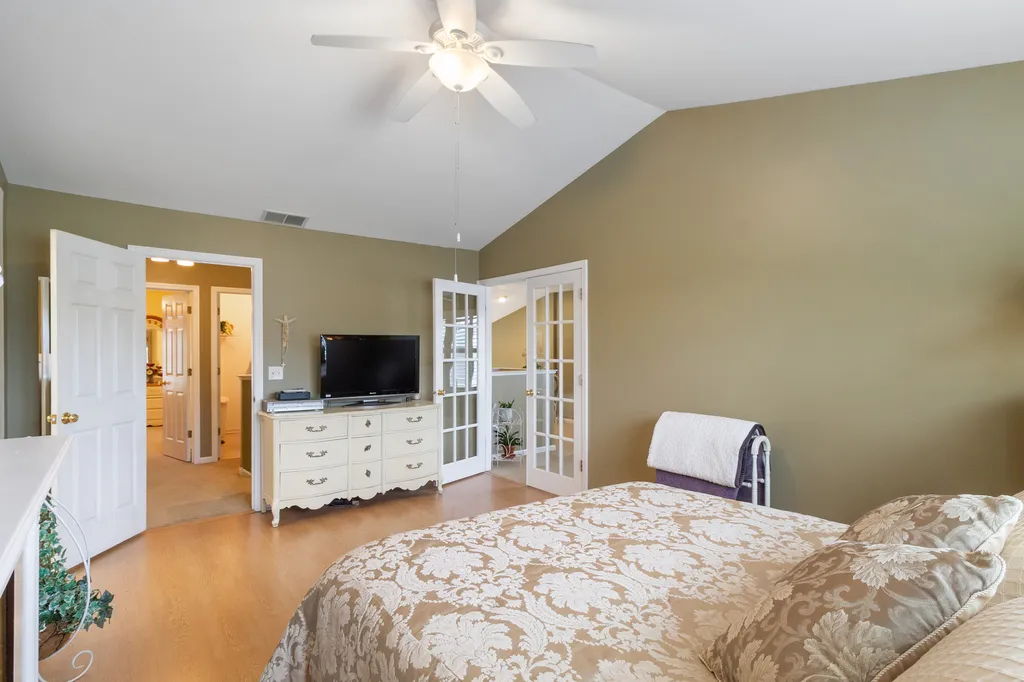 9237 Waterfall Glen Boulevard Darien IL 60561