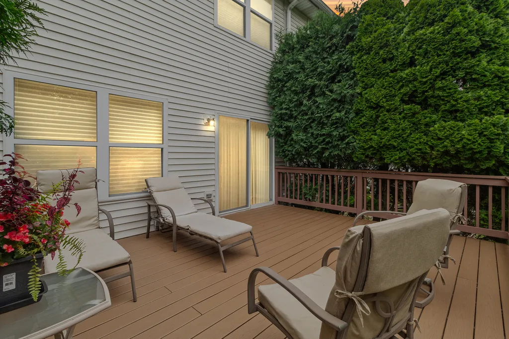 9237 Waterfall Glen Boulevard Darien IL 60561