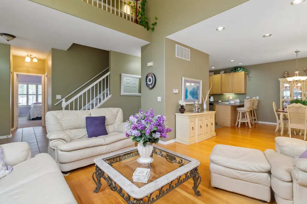 9237 Waterfall Glen Boulevard Darien IL 60561