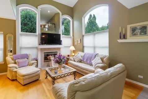 9237 Waterfall Glen Boulevard Darien IL 60561