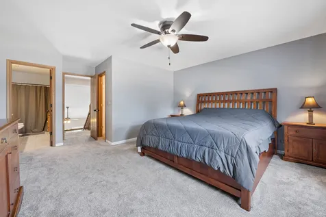 1430 South Pembroke Drive South Elgin IL 60177