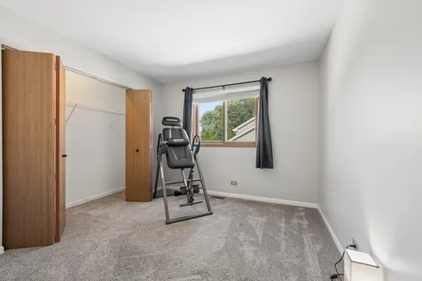 1430 South Pembroke Drive South Elgin IL 60177