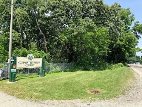 26642 North Il Route 83 Mundelein IL 60060