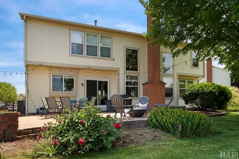 10 Hithergreen Court Algonquin IL 60102