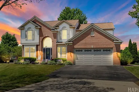 10 Hithergreen Court Algonquin IL 60102