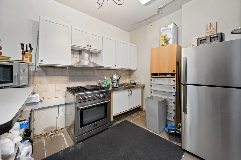 632 North Albany Avenue Chicago IL 60612