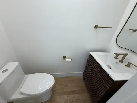 1448 West Glenlake Avenue Chicago IL 60660