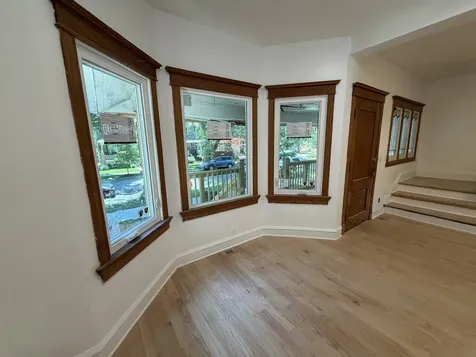 1448 West Glenlake Avenue Chicago IL 60660