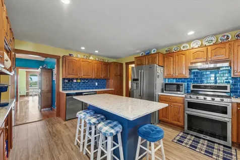 530 North County Road 2560 Road Newman IL 61942