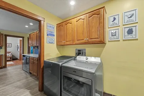 530 North County Road 2560 Road Newman IL 61942