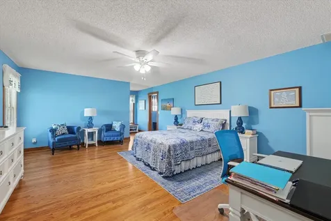 530 North County Road 2560 Road Newman IL 61942