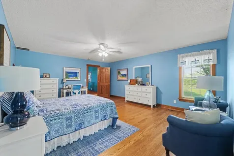 530 North County Road 2560 Road Newman IL 61942