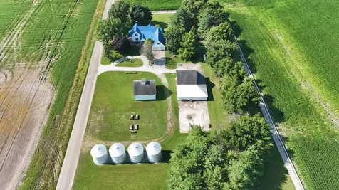 530 North County Road 2560 Road Newman IL 61942