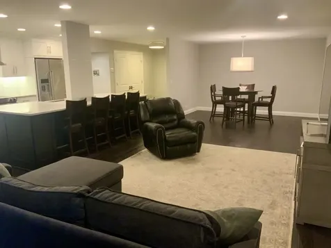 1290 North Western Avenue Lake Forest IL 60045