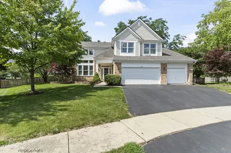1724 Dorchester Court Mundelein IL 60060