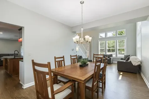 1724 Dorchester Court Mundelein IL 60060