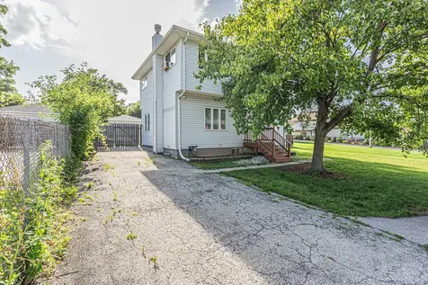 8820 Palisades Road Burr Ridge IL 60527