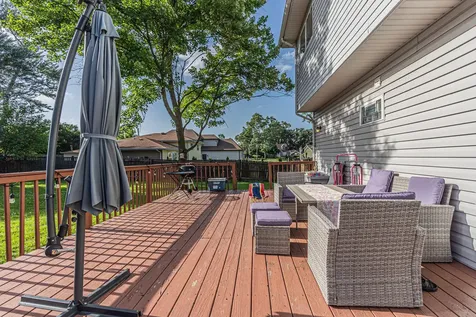 8820 Palisades Road Burr Ridge IL 60527