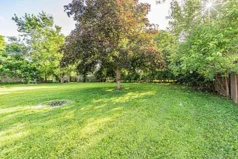 8820 Palisades Road Burr Ridge IL 60527