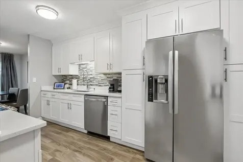 3030 Pheasant Creek Drive Northbrook IL 60062