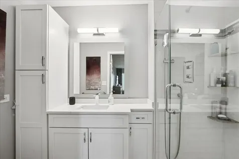 3030 Pheasant Creek Drive Northbrook IL 60062