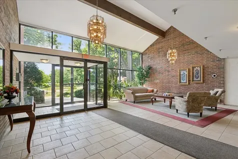 3030 Pheasant Creek Drive Northbrook IL 60062