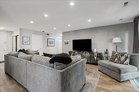 3030 Pheasant Creek Drive Northbrook IL 60062