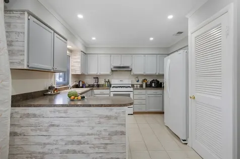 2545 North 72nd Court Elmwood Park IL 60707