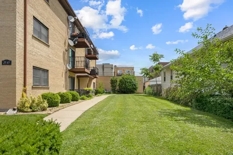 2545 North 72nd Court Elmwood Park IL 60707