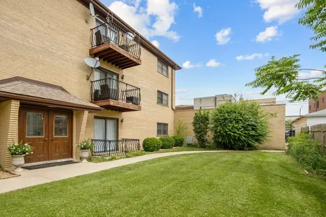 2545 North 72nd Court Elmwood Park IL 60707