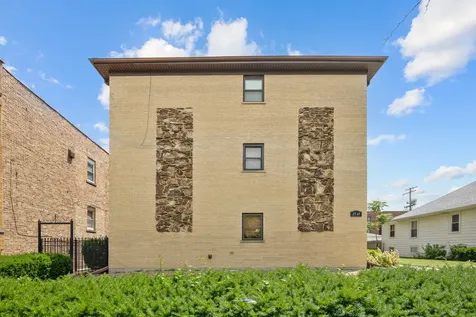 2545 North 72nd Court Elmwood Park IL 60707