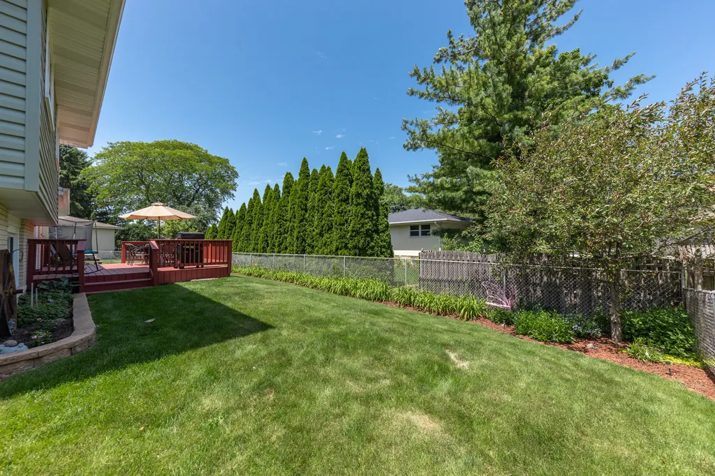 2422 Chippewa Court Lisle IL 60532