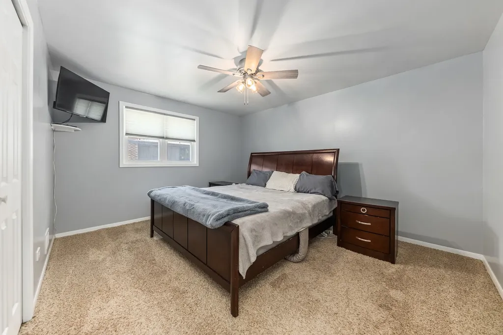 2422 Chippewa Court Lisle IL 60532