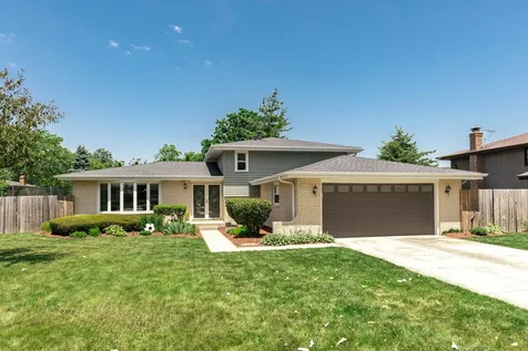 2422 Chippewa Court Lisle IL 60532