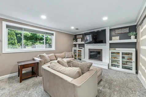 2422 Chippewa Court Lisle IL 60532